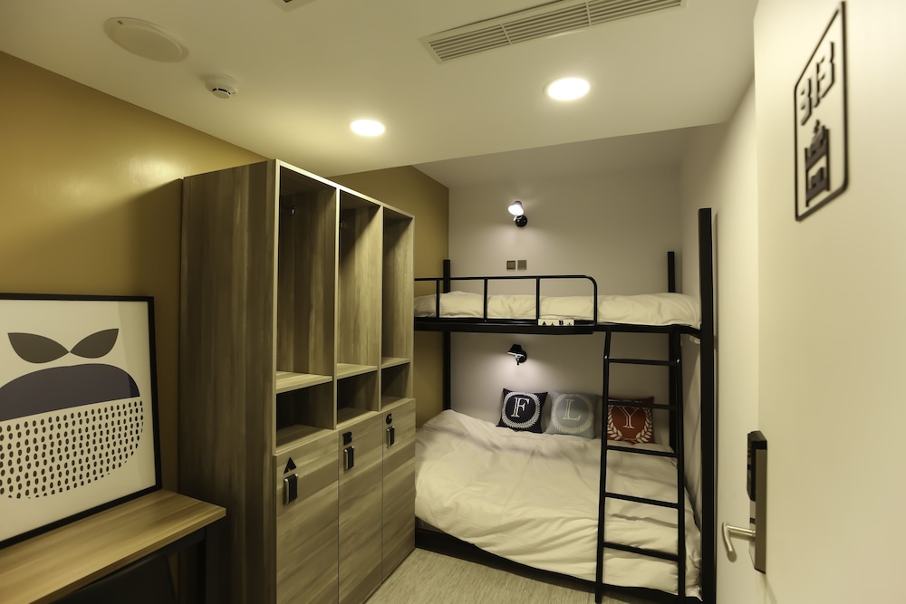 Flyinn Hostel 37/50