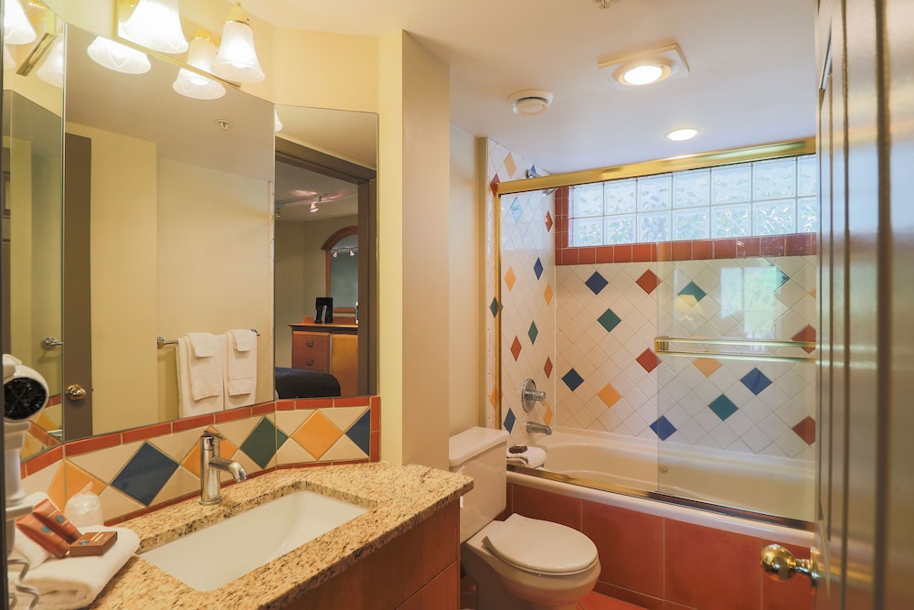 Pacific Shores Resort & Spa 48/48