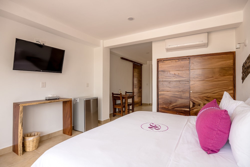 Hotel Rockaway 16/50