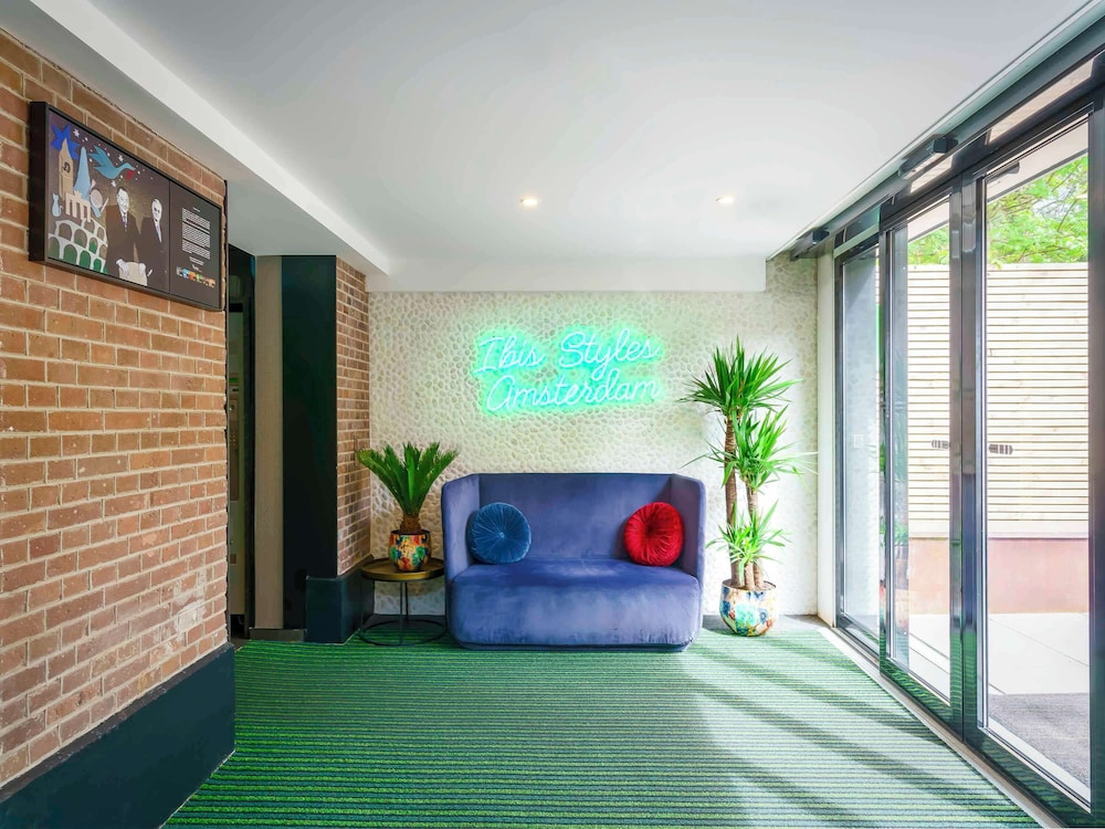Hotel Ibis Styles Amsterdam Amstel 8/64
