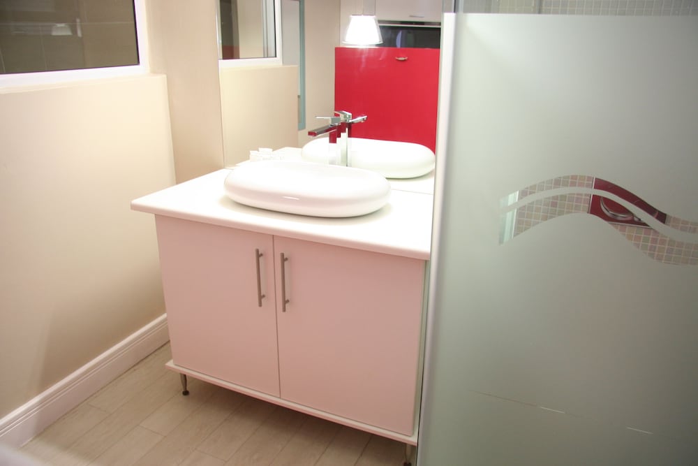 Atlantic Villa Boutique Guesthouse 70/71