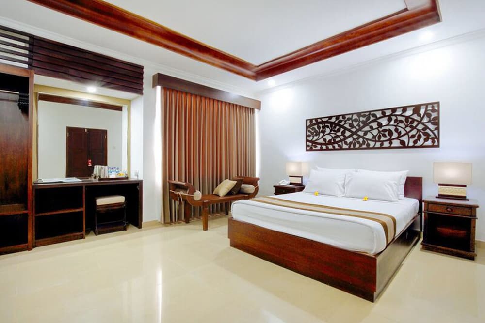 DEWI SRI HOTEL 32/70