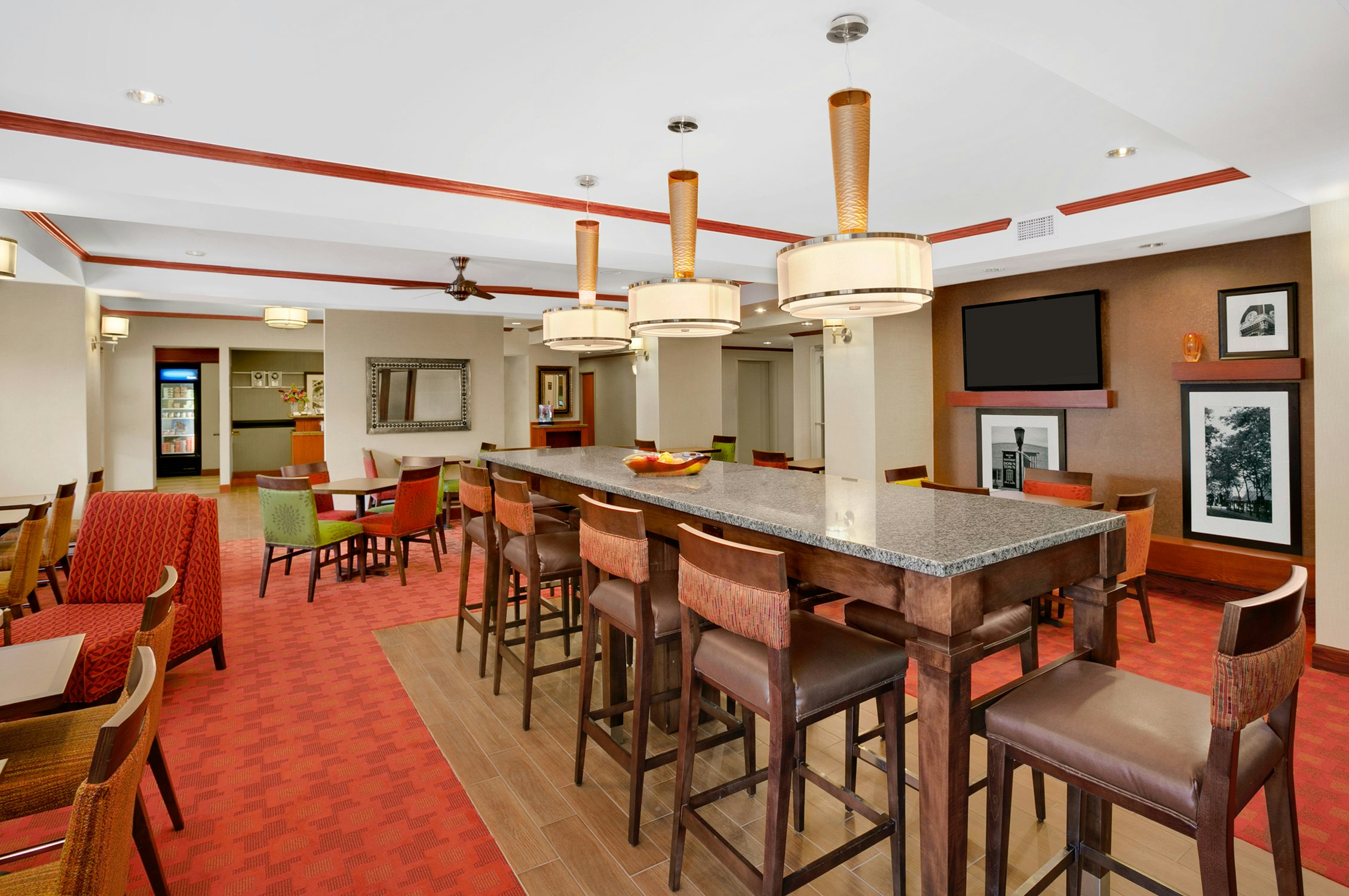 Hampton Inn Athens, OH 23/39