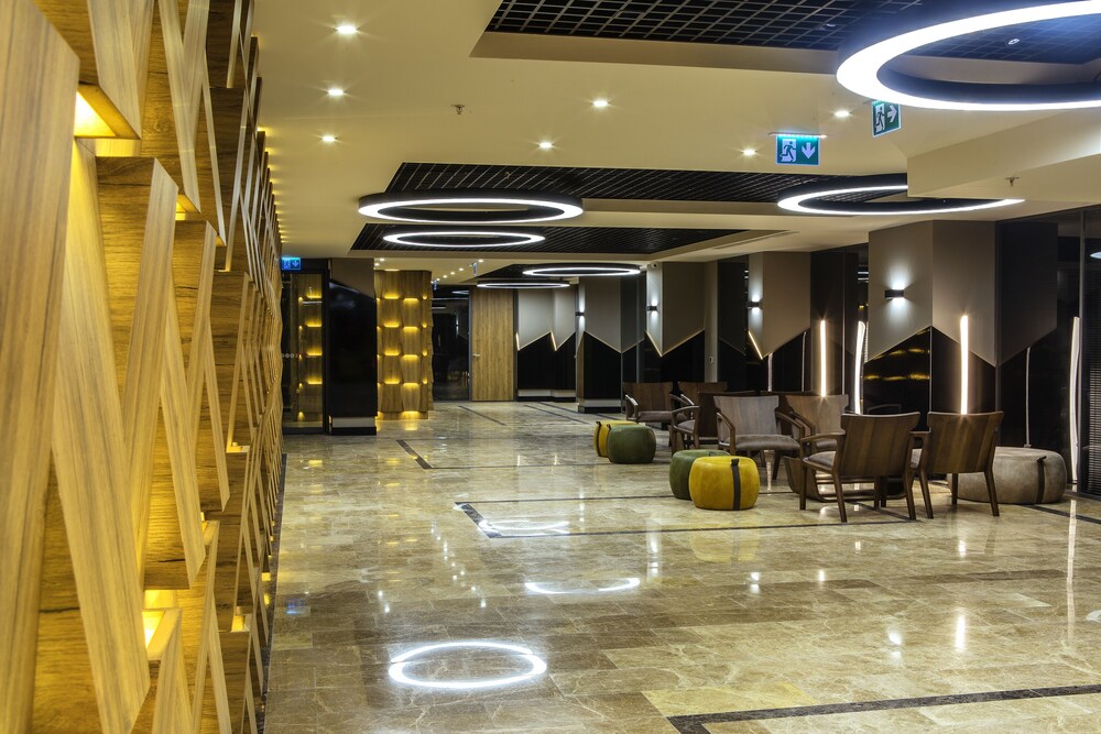 The City Suites 43/61