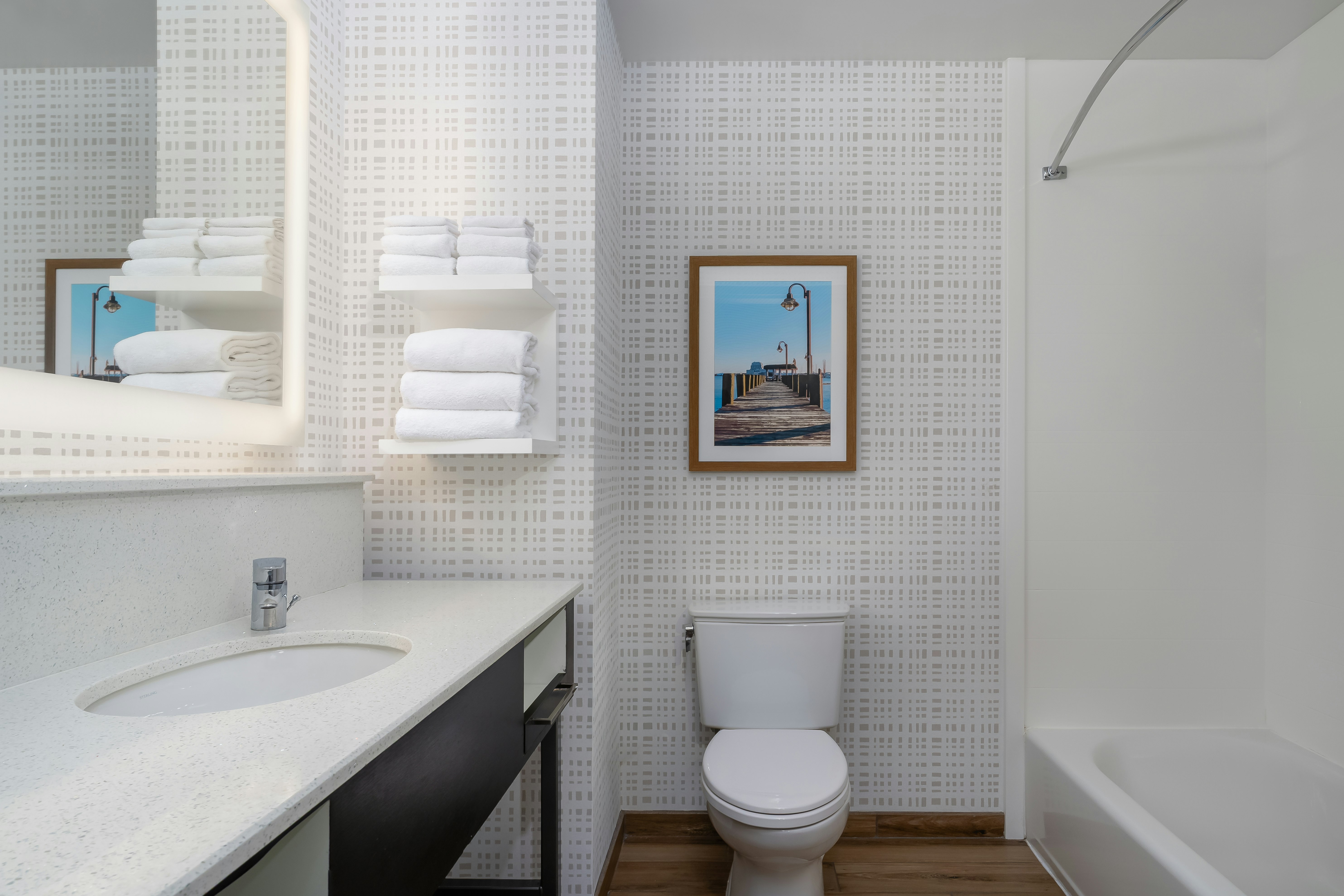 غرفة بسريرين كوين، Hampton Inn Baltimore Bayview Campus 8/9