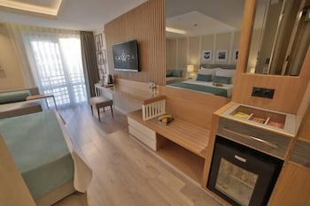 Rawda Hotel Altinoluk 35/61