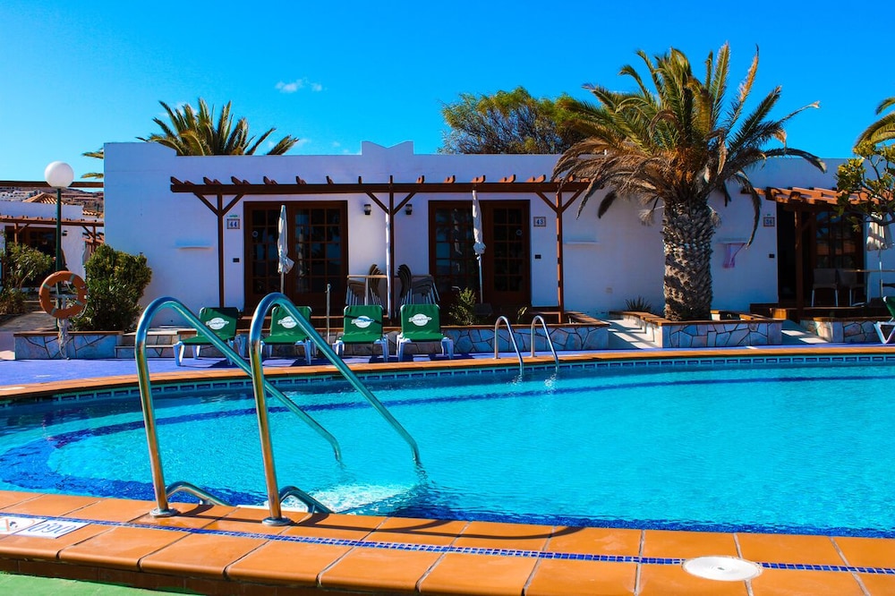 Castillo Beach Club35610 7/33