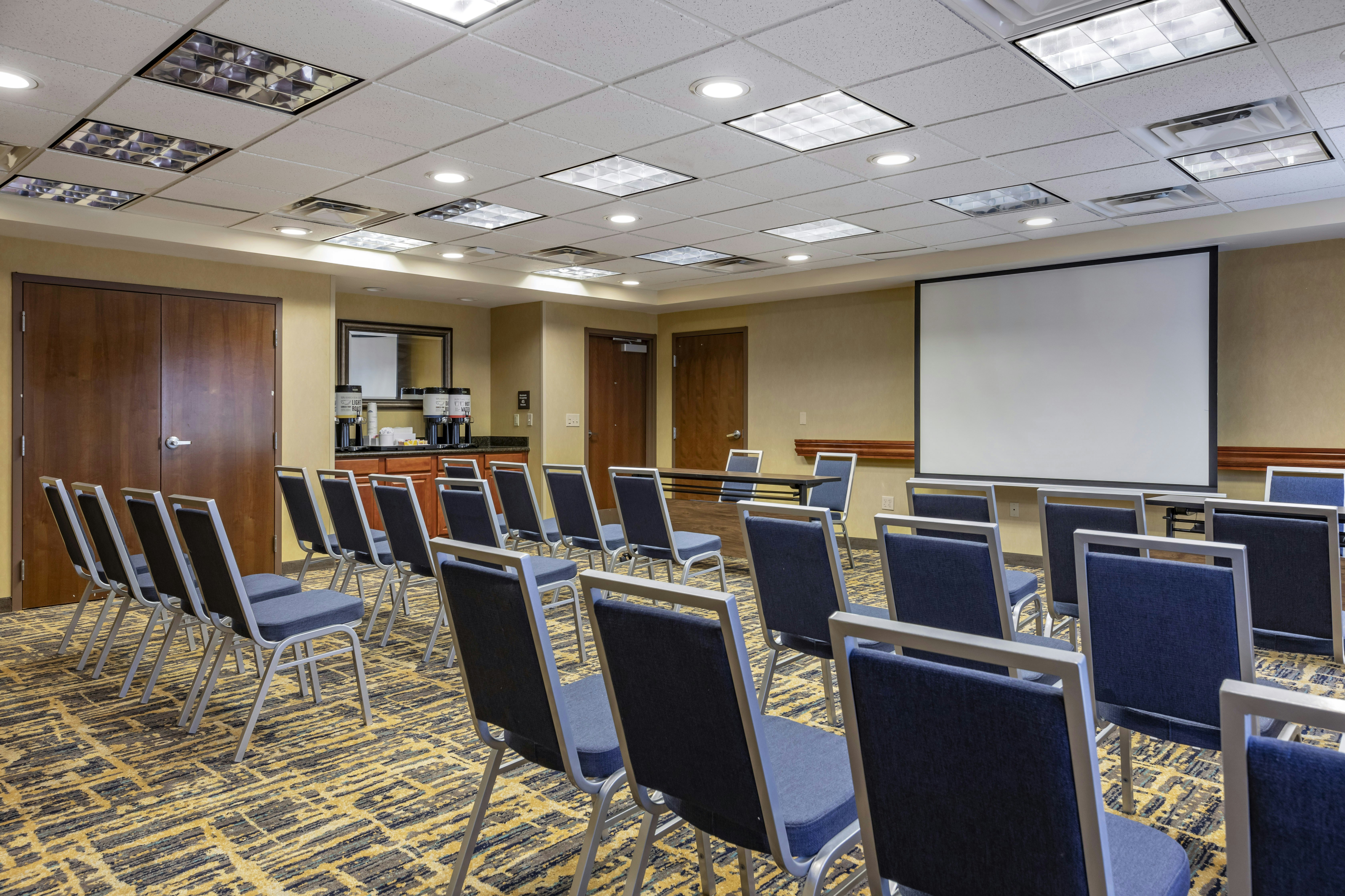 Hampton Inn Norco Corona Eastvale 52/59