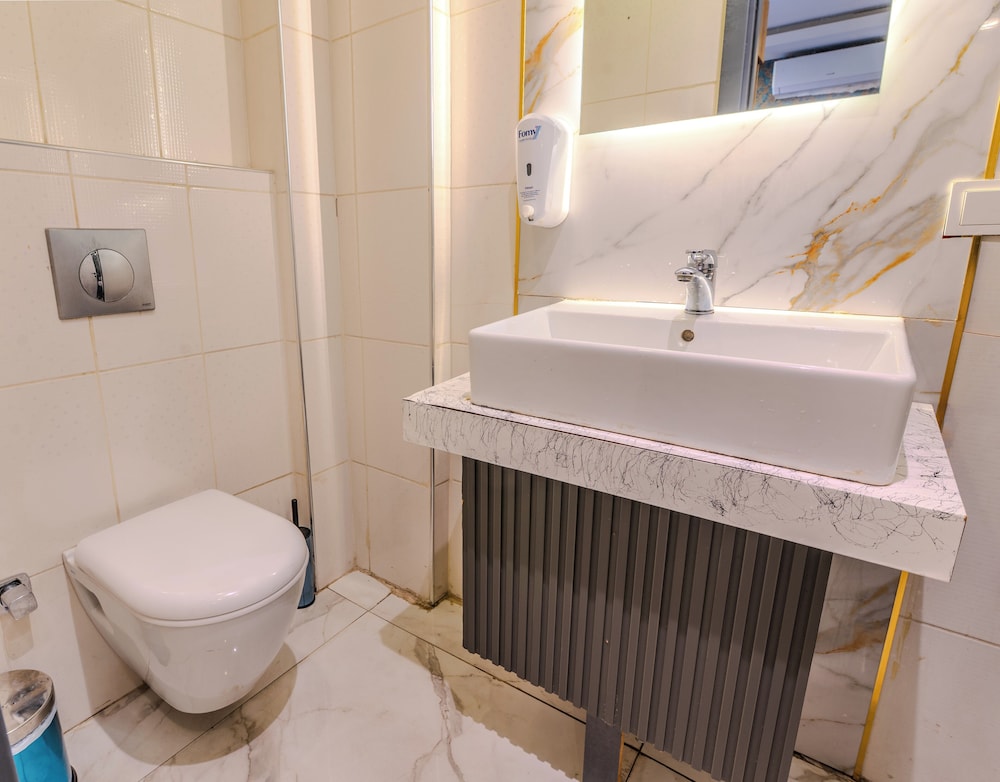 3 Bedrooms, Family, Apartment, 1 Single and 3 Double Beds
