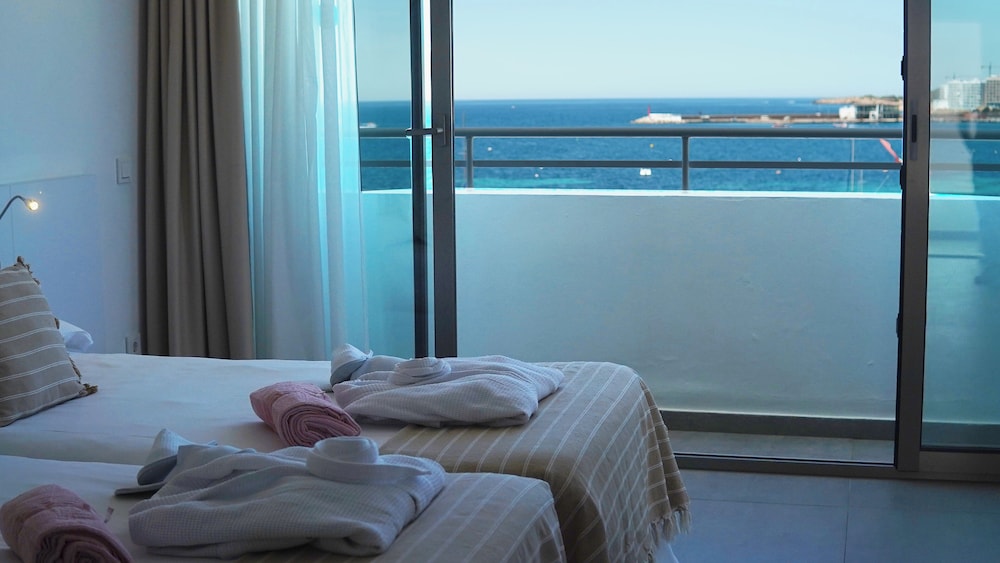 استوديو سوبيريور بسريرين منفصلين بإطلالة على البحر بشرفة مع أريكة، Apartamentos Typic Marina Playa - Adults Only 5/10