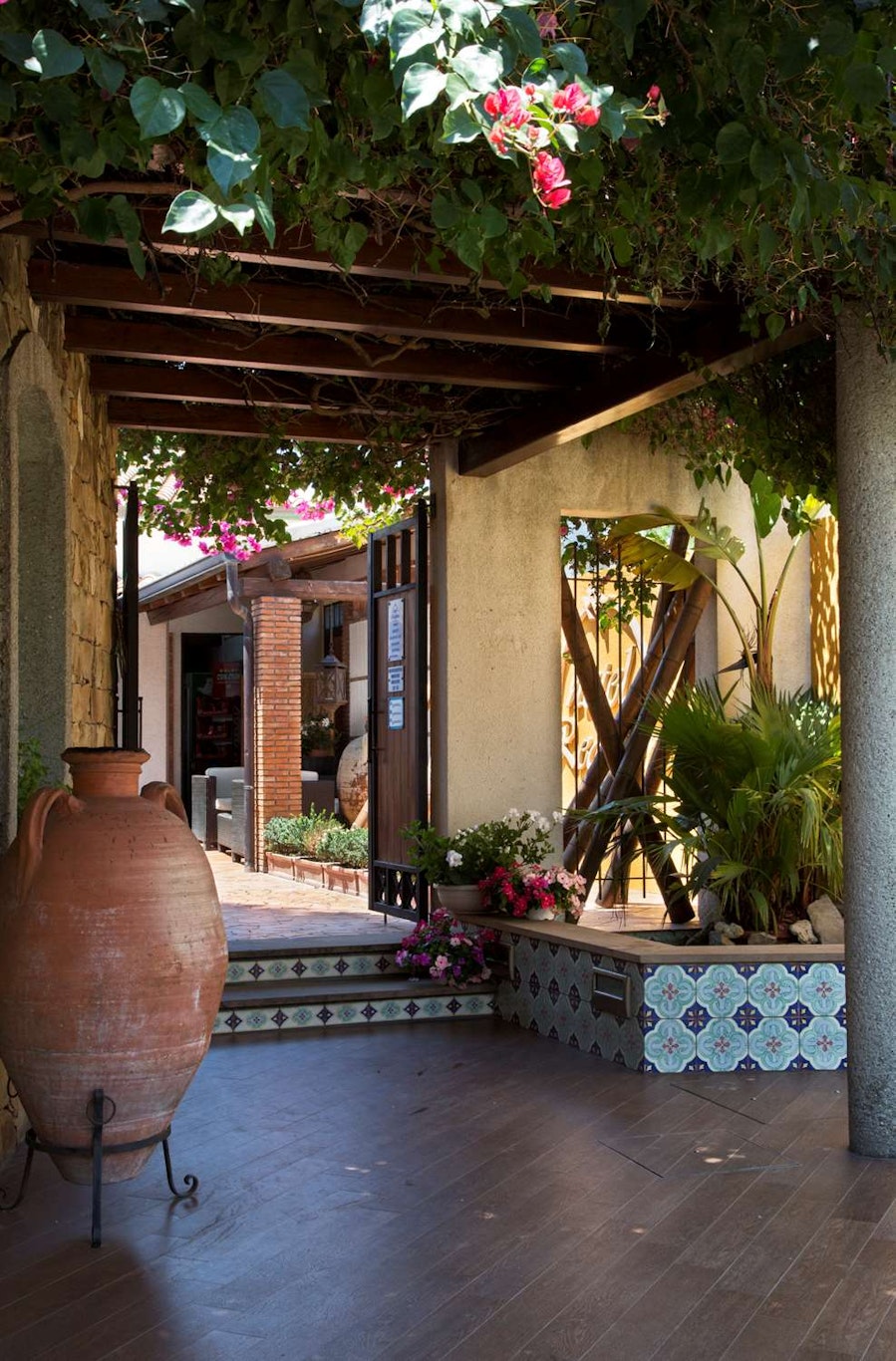 HOTEL REDEBORA 42/45
