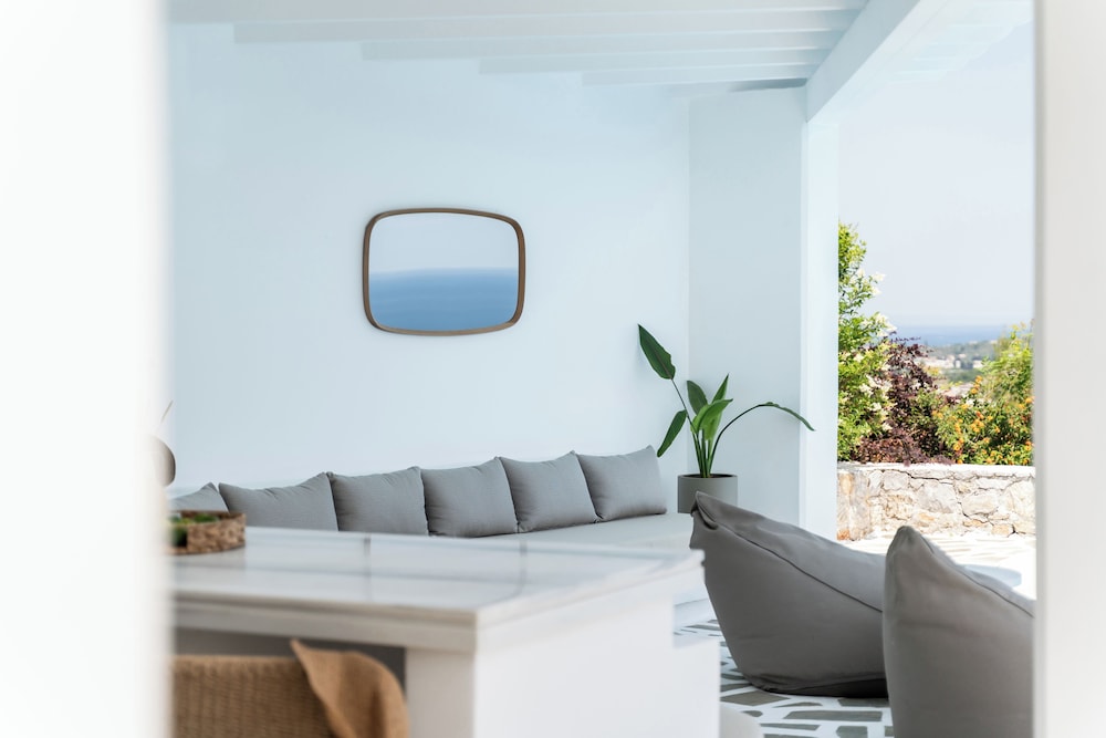 Oniro Skiathos 30/57