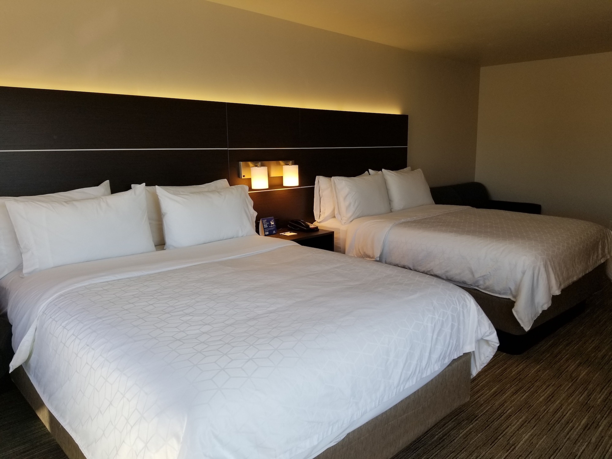 Suite, Multiple Beds
