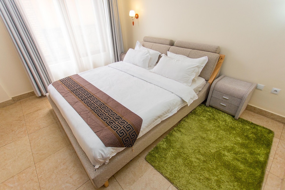 Pcg Gishushu Apartment 7/23