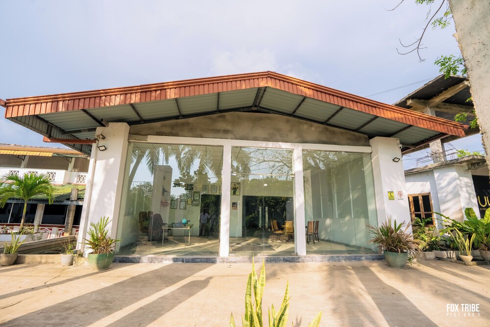 河畔Side酒店Katunayake(River Side Hotel Katunayake) 图片2