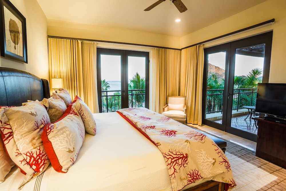 Hacienda Beach Club And Residences 8/50