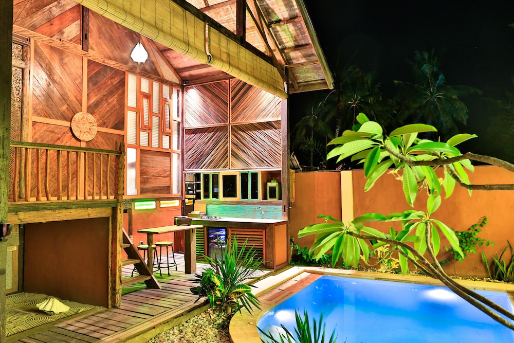 Apalagi Villas 44/50