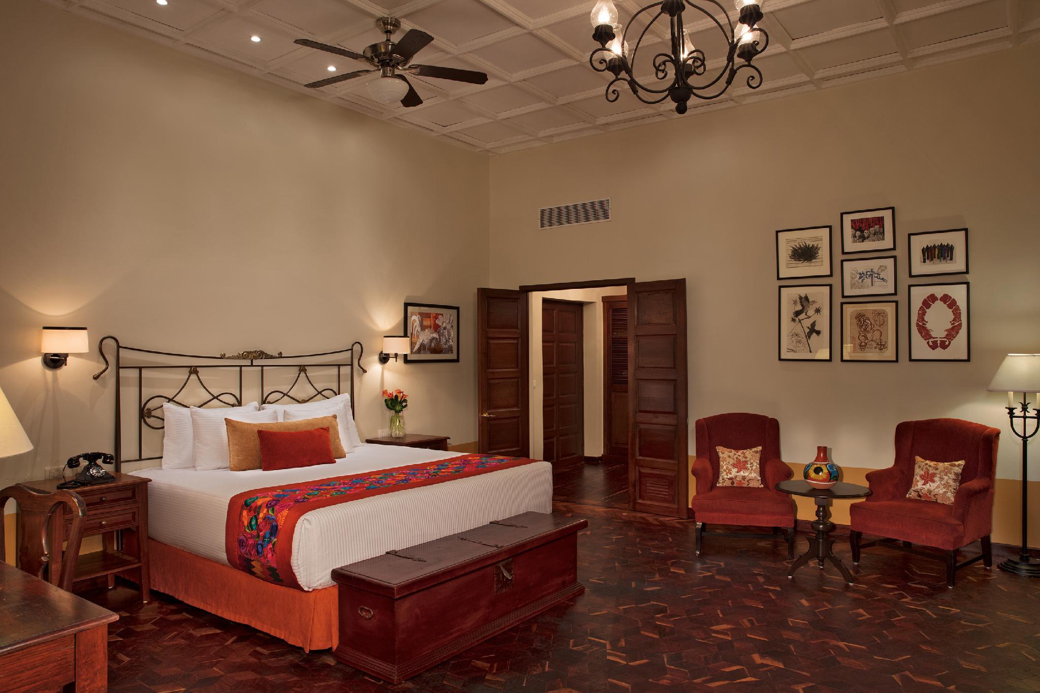 Preferred Club, Hacienda, Suite, King Bed, Pool or Ocean View