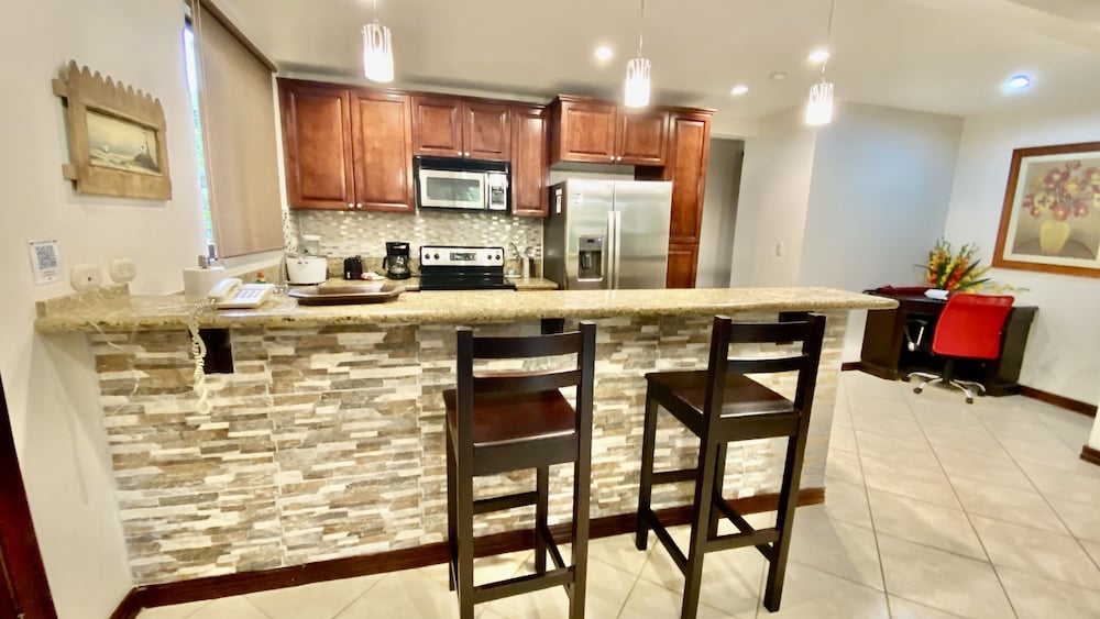 Monte Carlo Luxury Condominiums 35/50