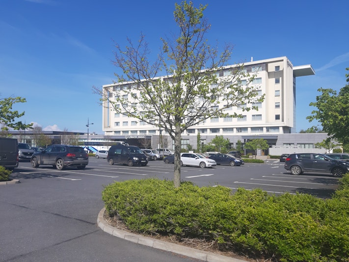 City North Hotel 58/61