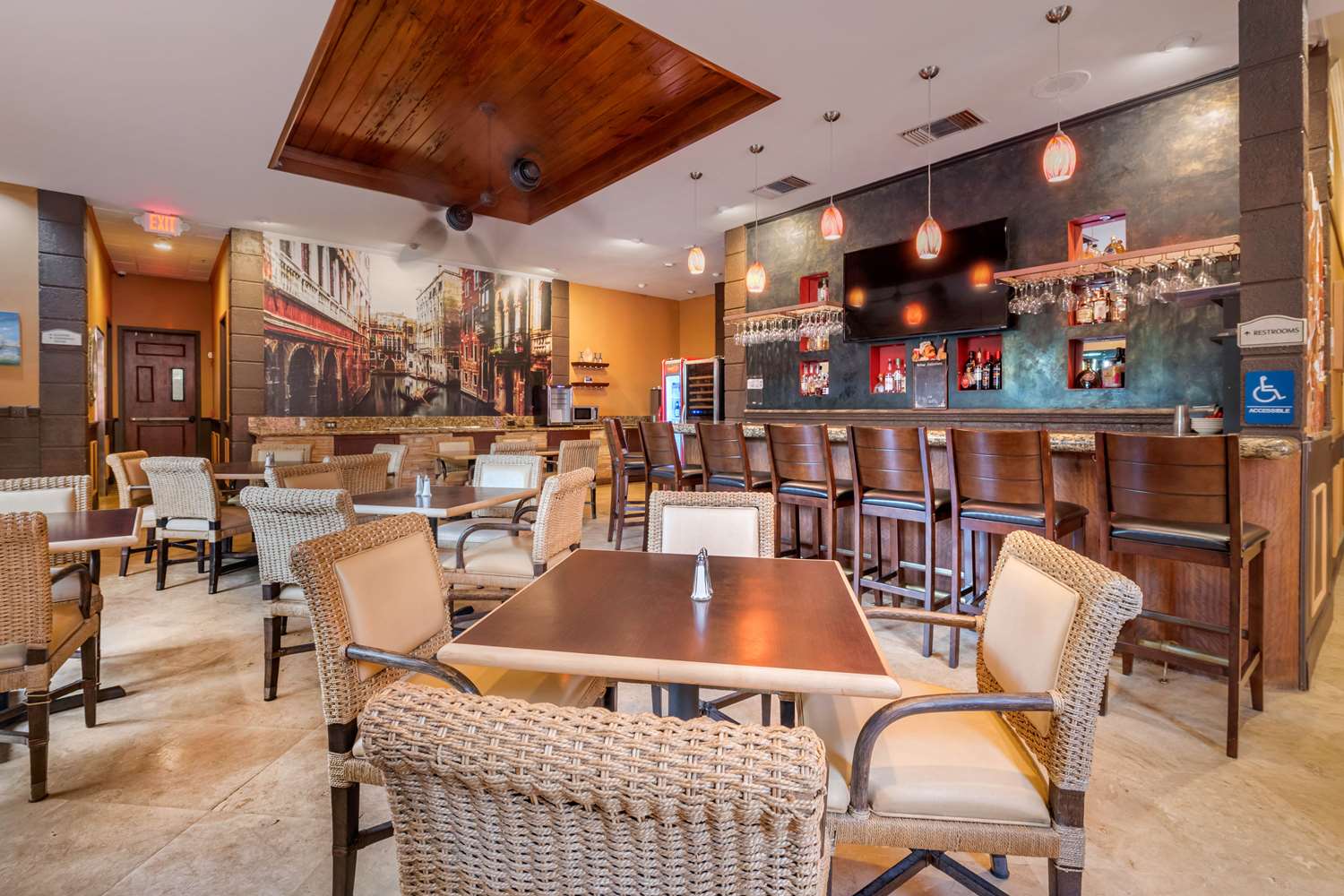 Best Western Plus Palm Beach Gardens Hotel & Suites and Conference Ct 7/13