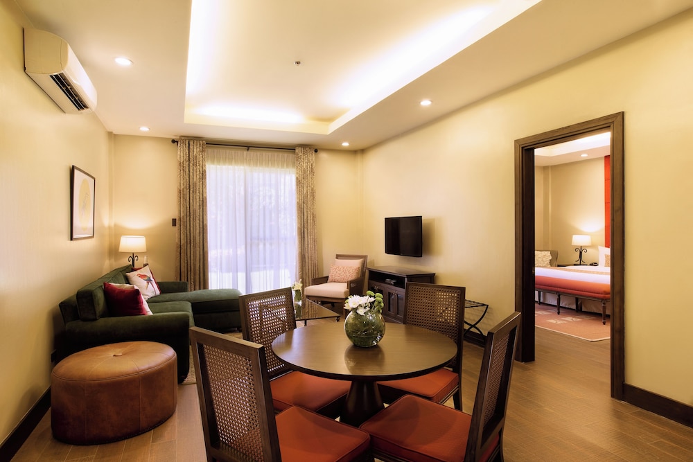 Montebello Hotel, Cebu 34/56