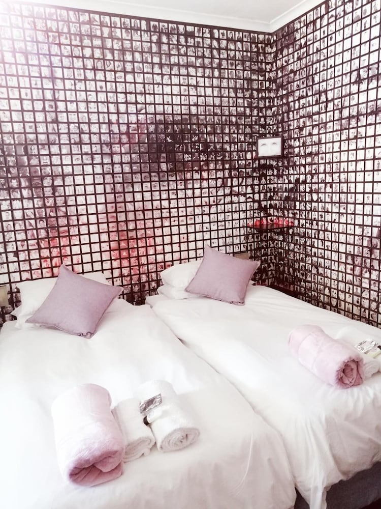 Daddy Long Legs Art Hotel 16/59