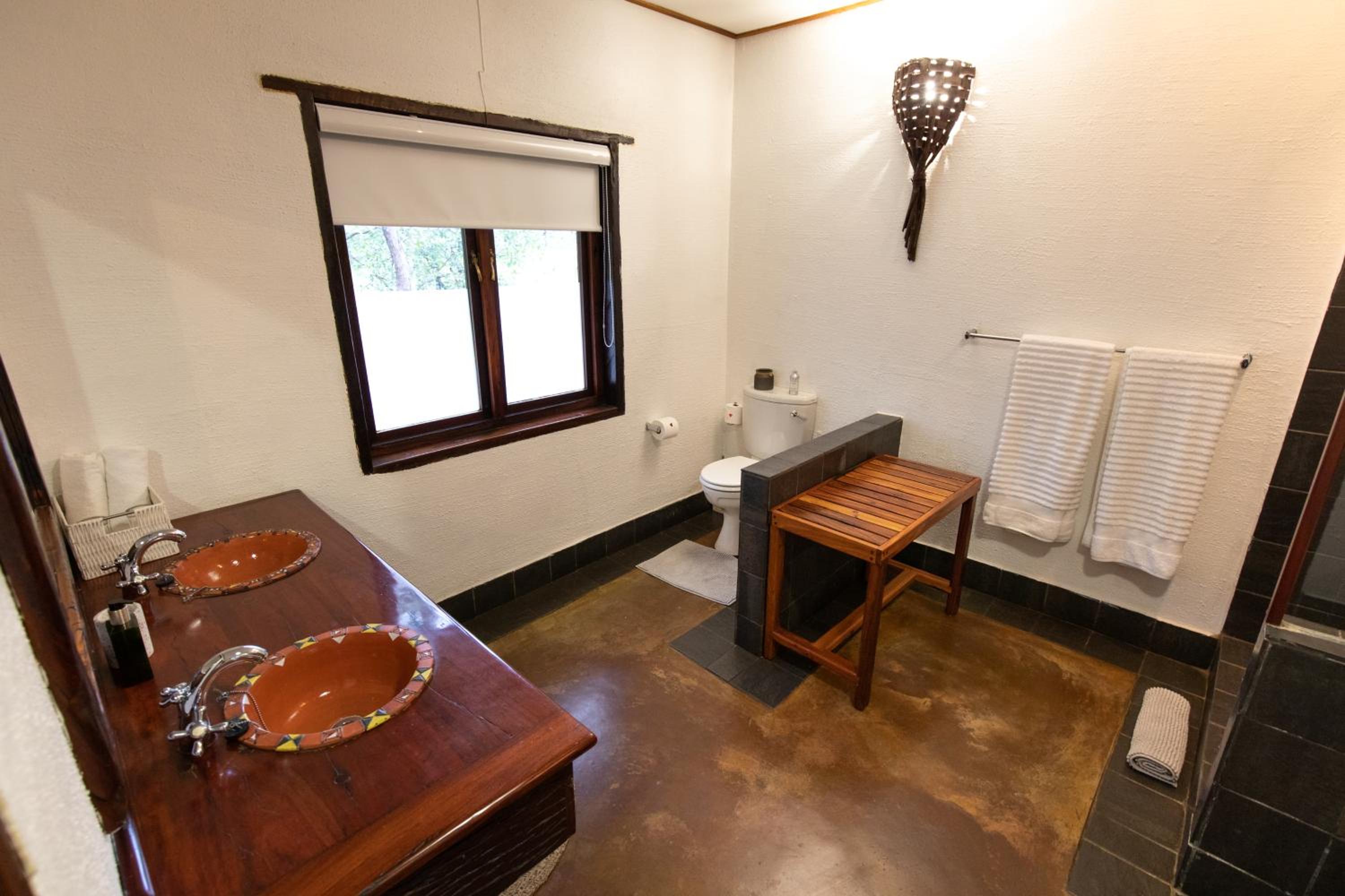Kingly Bush Villa 11/36