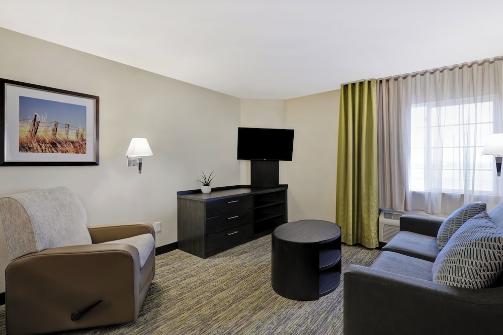 Candlewood Suites Indianapolis - South 45/77