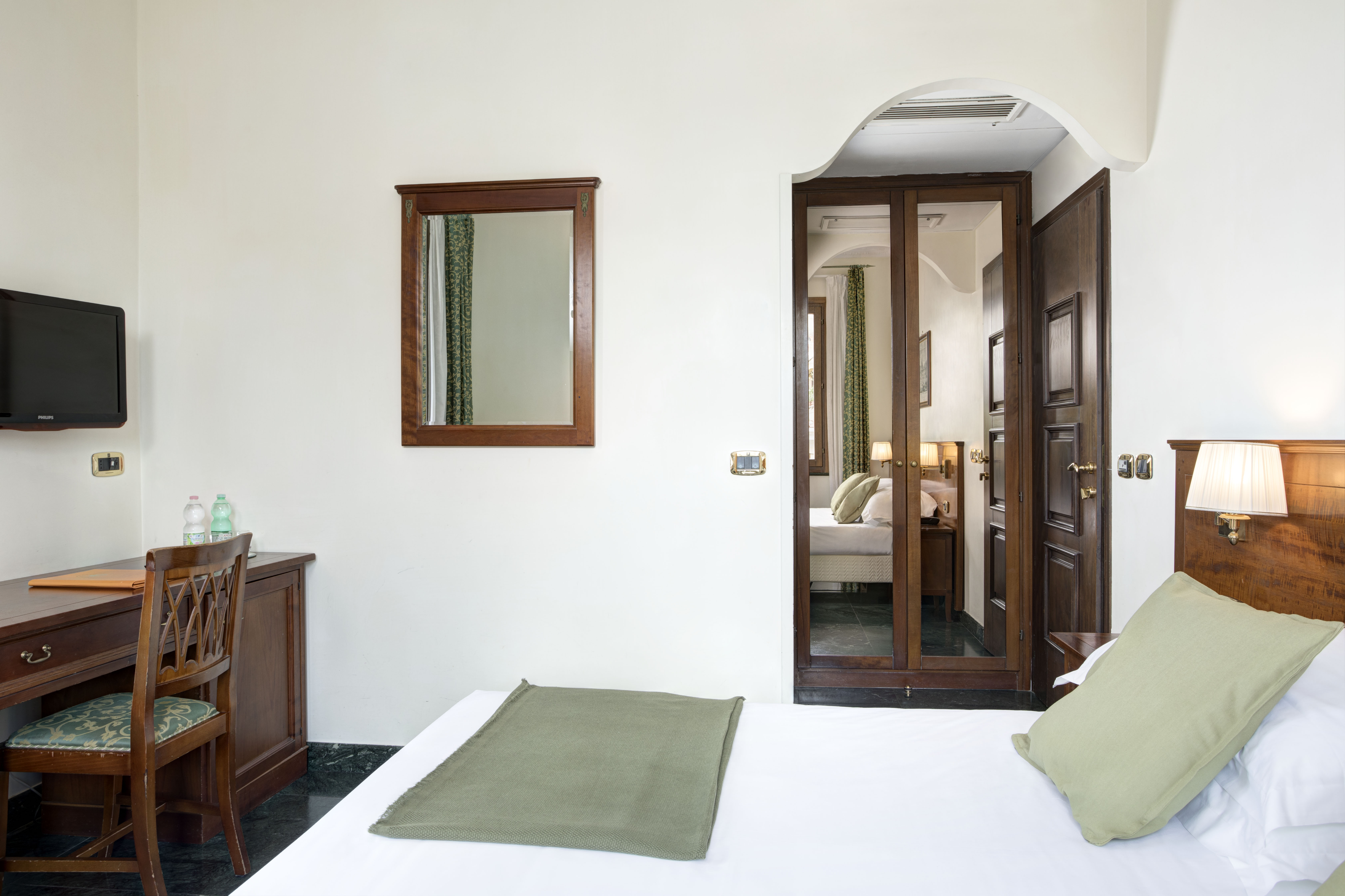 غرفة سوبيريور بسرير مزدوج أو سريرين منفصلين، Grand Hotel Del Gianicolo 3/5