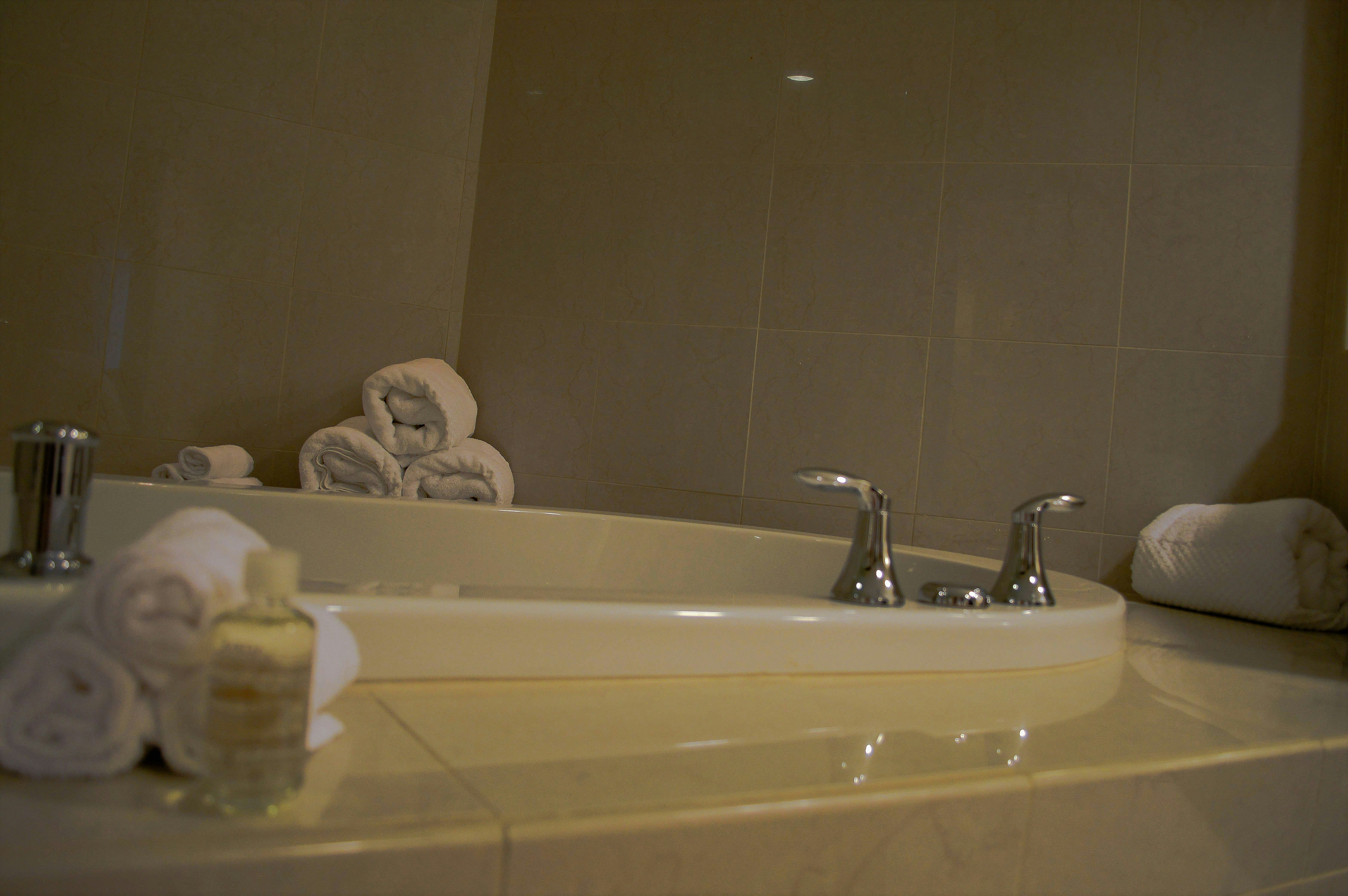 HILTON DALLAS-SOUTHLAKE TOWN SQUARE 95/95