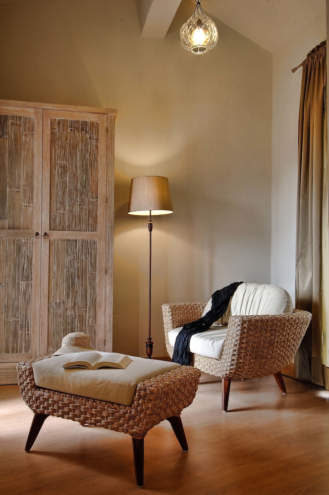 Paradise Island Villas 23/79