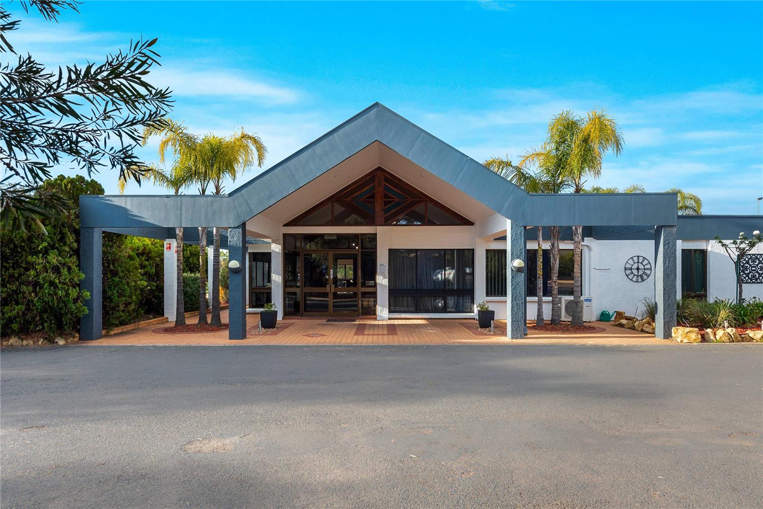 Comfort Inn & Suites Riverland 5/27