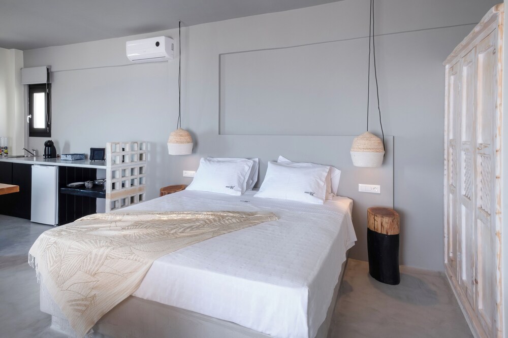 Horizon, Superior, Suite, Double Bed, Sofa، Ifestau.4 3/10