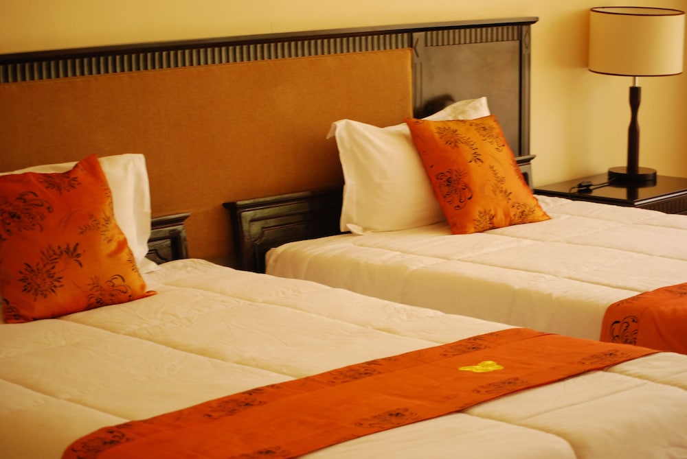 Nashera Hotel 11/42
