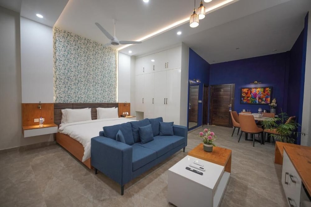 The Mark Suites and Banquet Halls 39/45