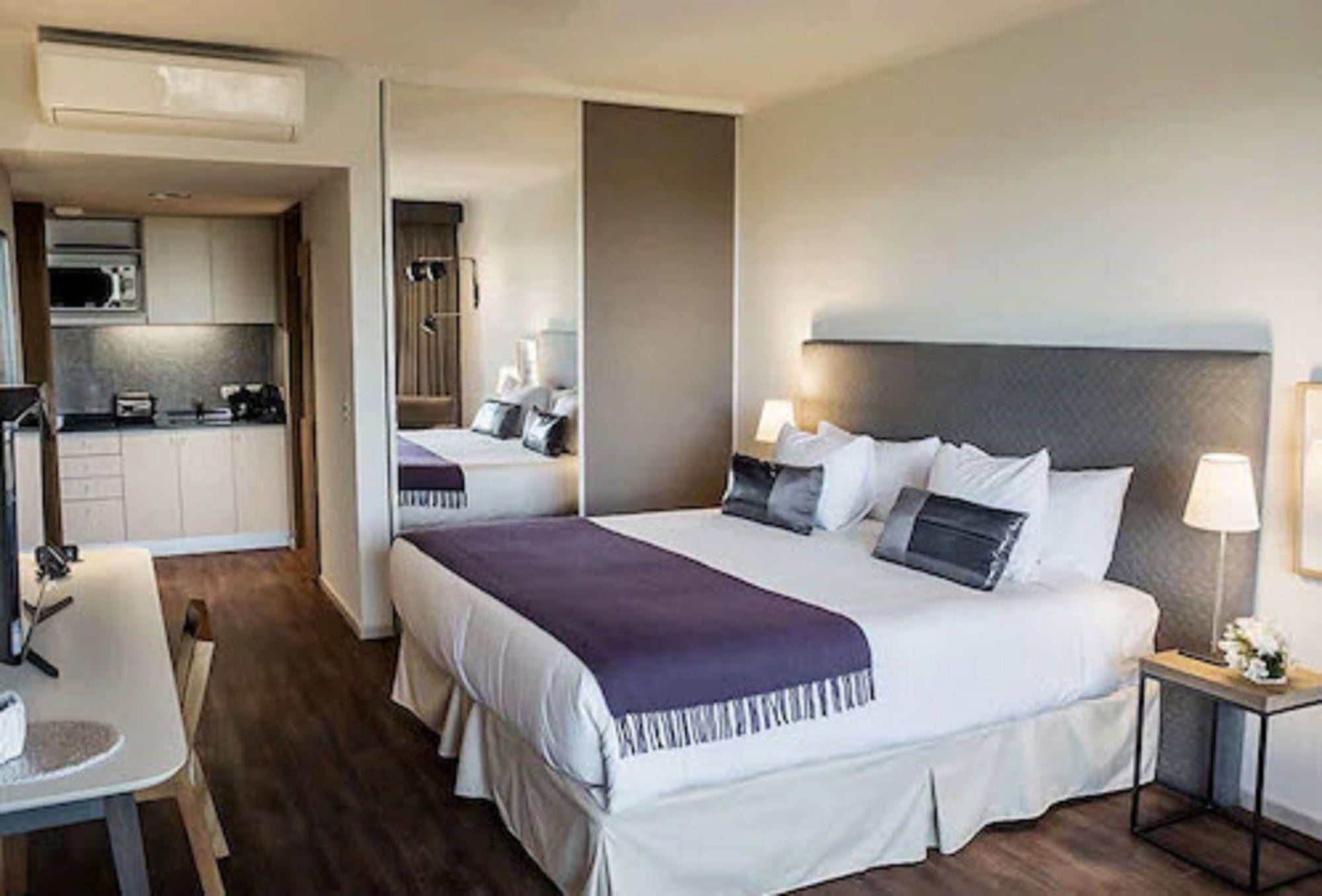 Deluxe, Suite, Queen Bed, CASASUR PILAR HOTEL 7/10