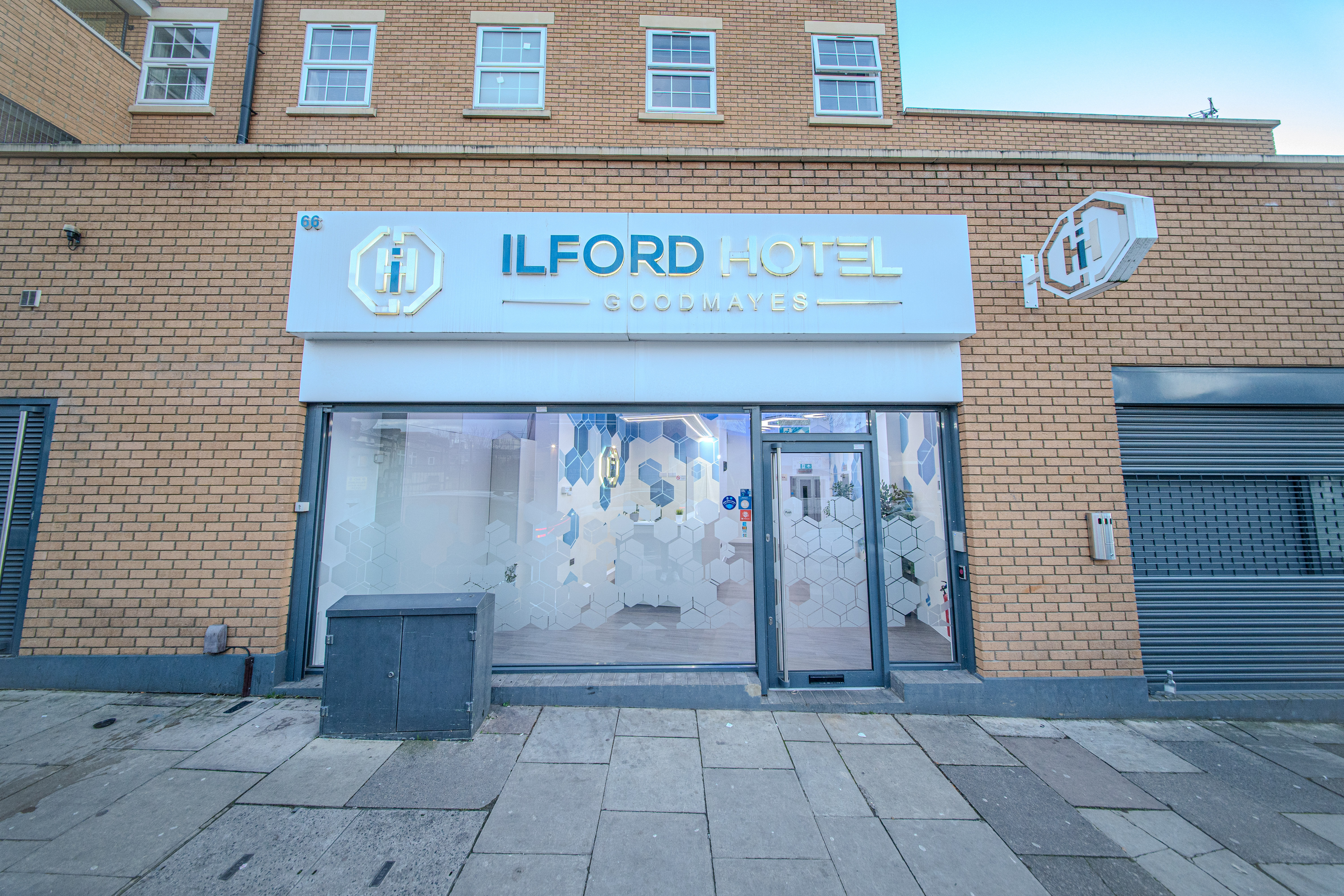 Ilford Hotel Goodmayes in LONDON