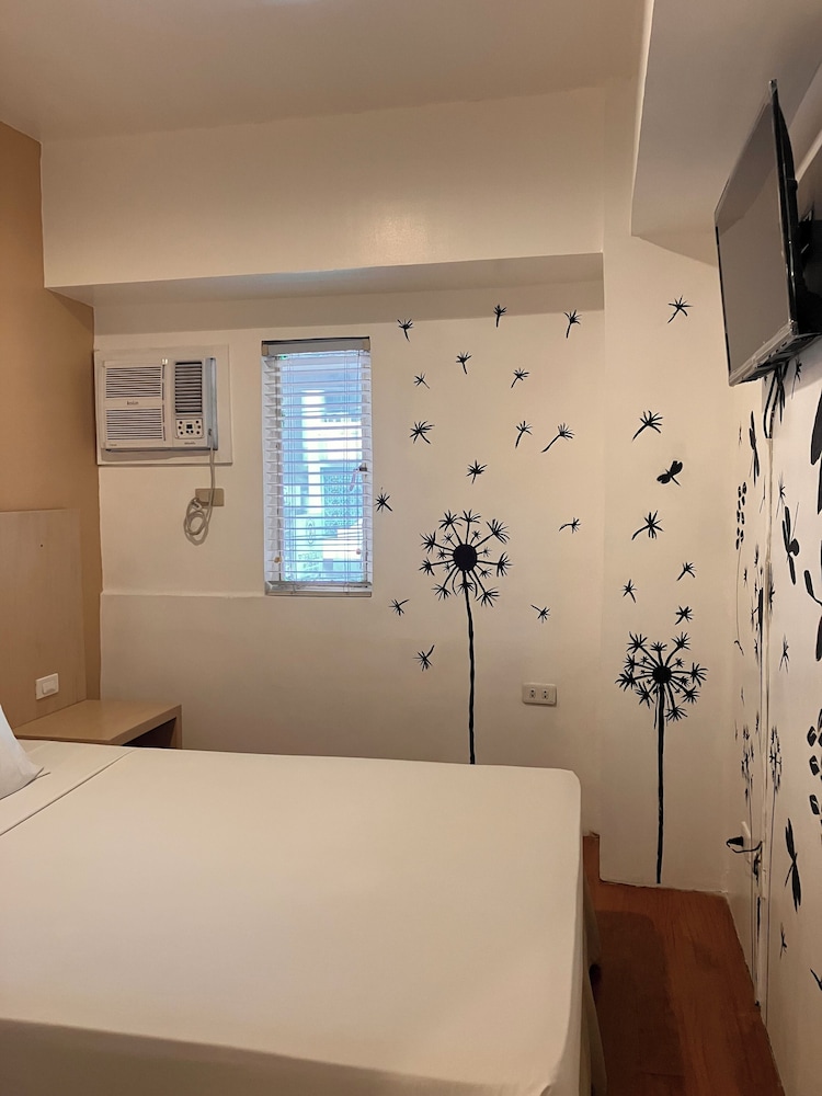 Spaces By Eco Hotel 24/50