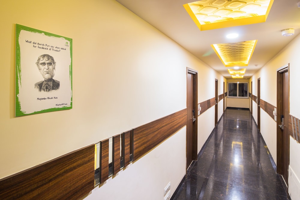 Treebo Arastu Inn 26/28
