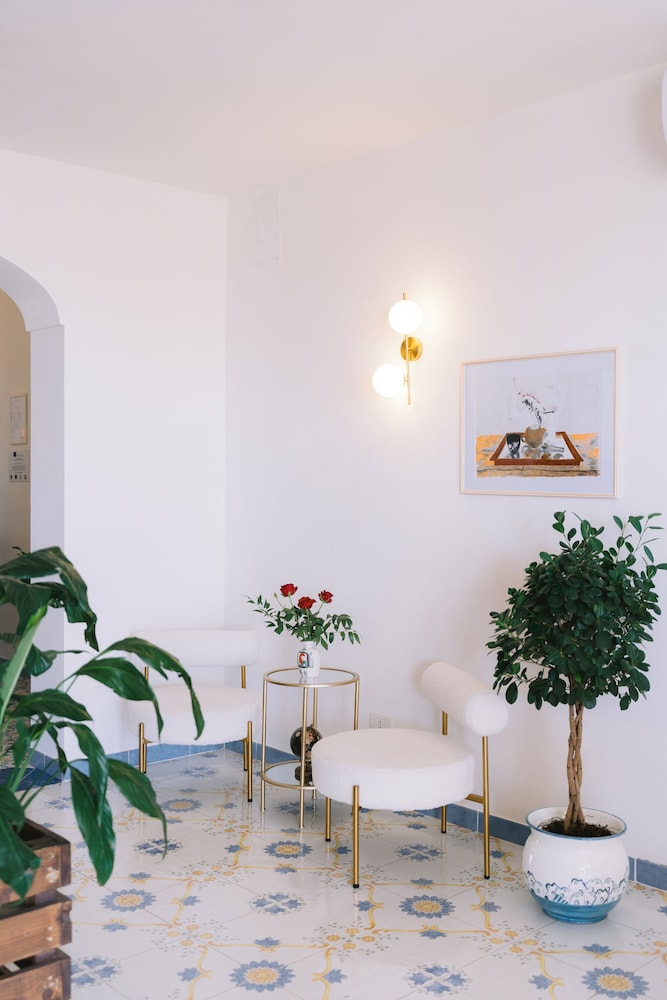 Zi'ntonio Hotel 31/50