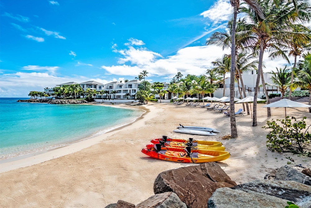 Hodges Bay Resort & Spa, an HQ Luxury Resort & Residences 58/67