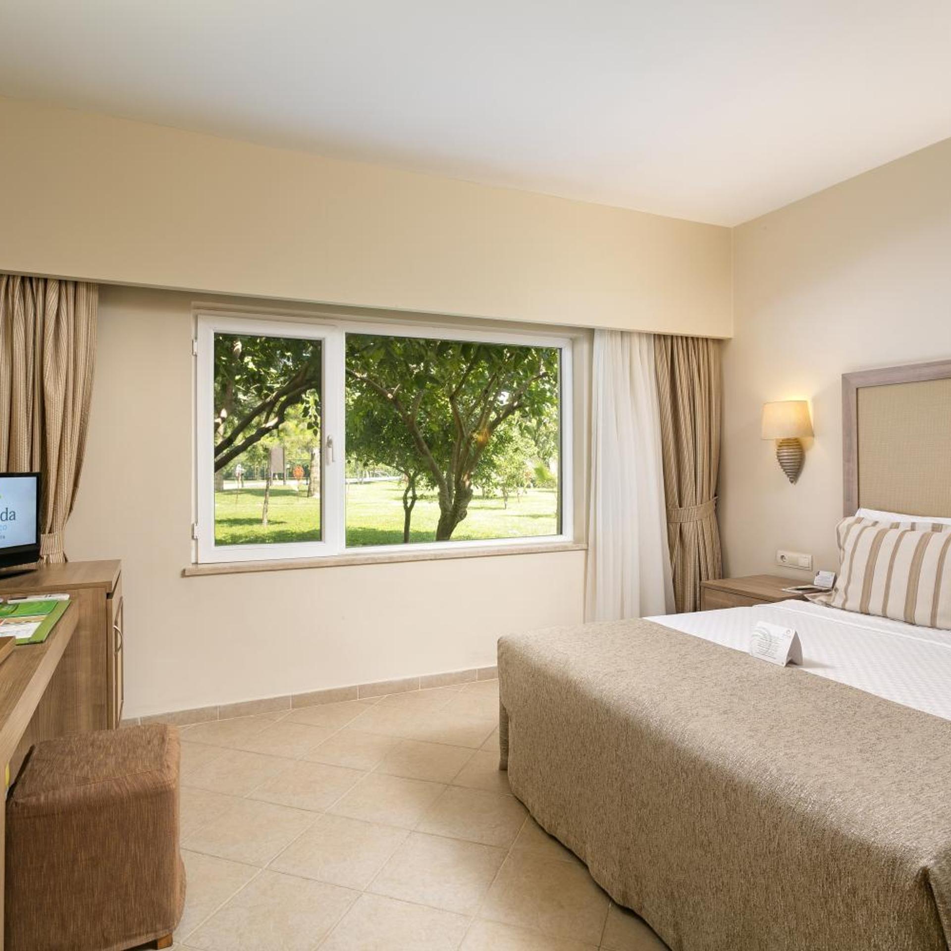 VILLA FAMILY ROOM