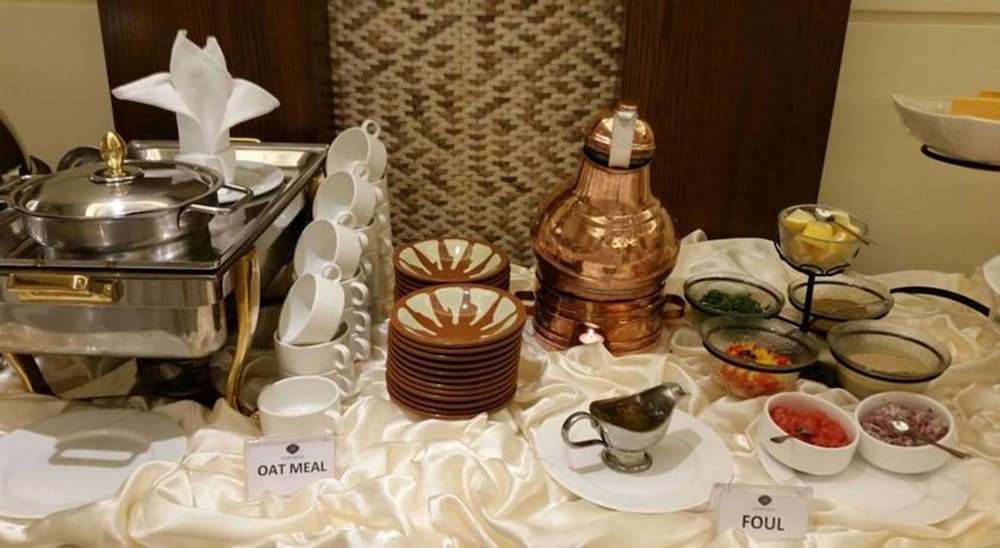 فندق جولدن نيو كونتيننتال EX: فندق الحياة جدة كونتيننتال(Al Hyatt Jeddah Continental Hotel) 8/33