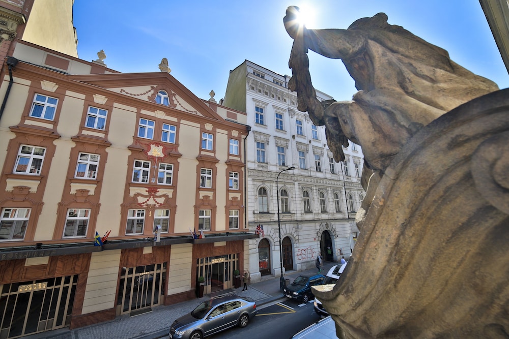 Hotel Meteor Plaza Prague 3/43