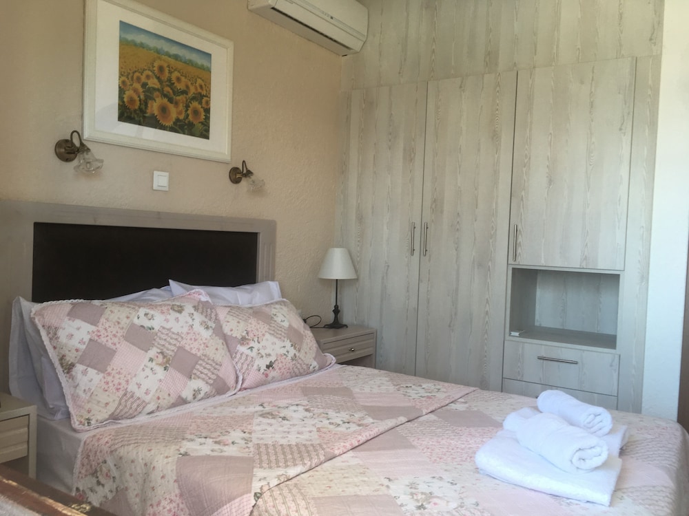 Vangelis Villas 34/45