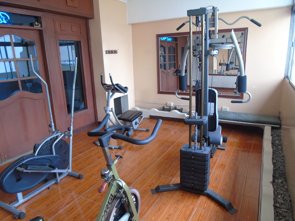 Hotel Malecon Inn 45/67