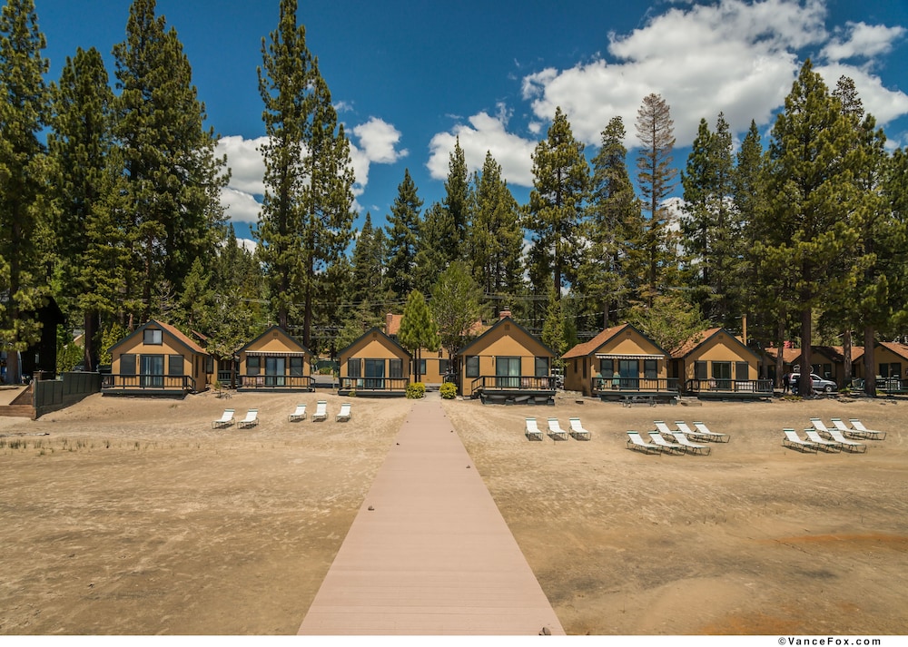 Franciscan Lakeside Lodge 70/73
