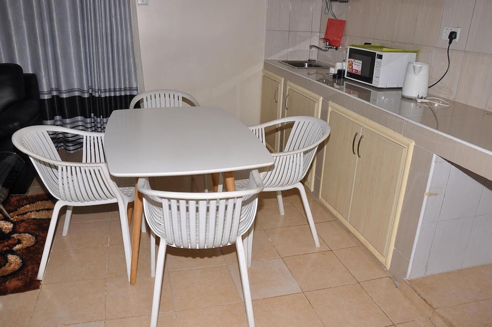 Latitude 1 Serviced Suites 22/26