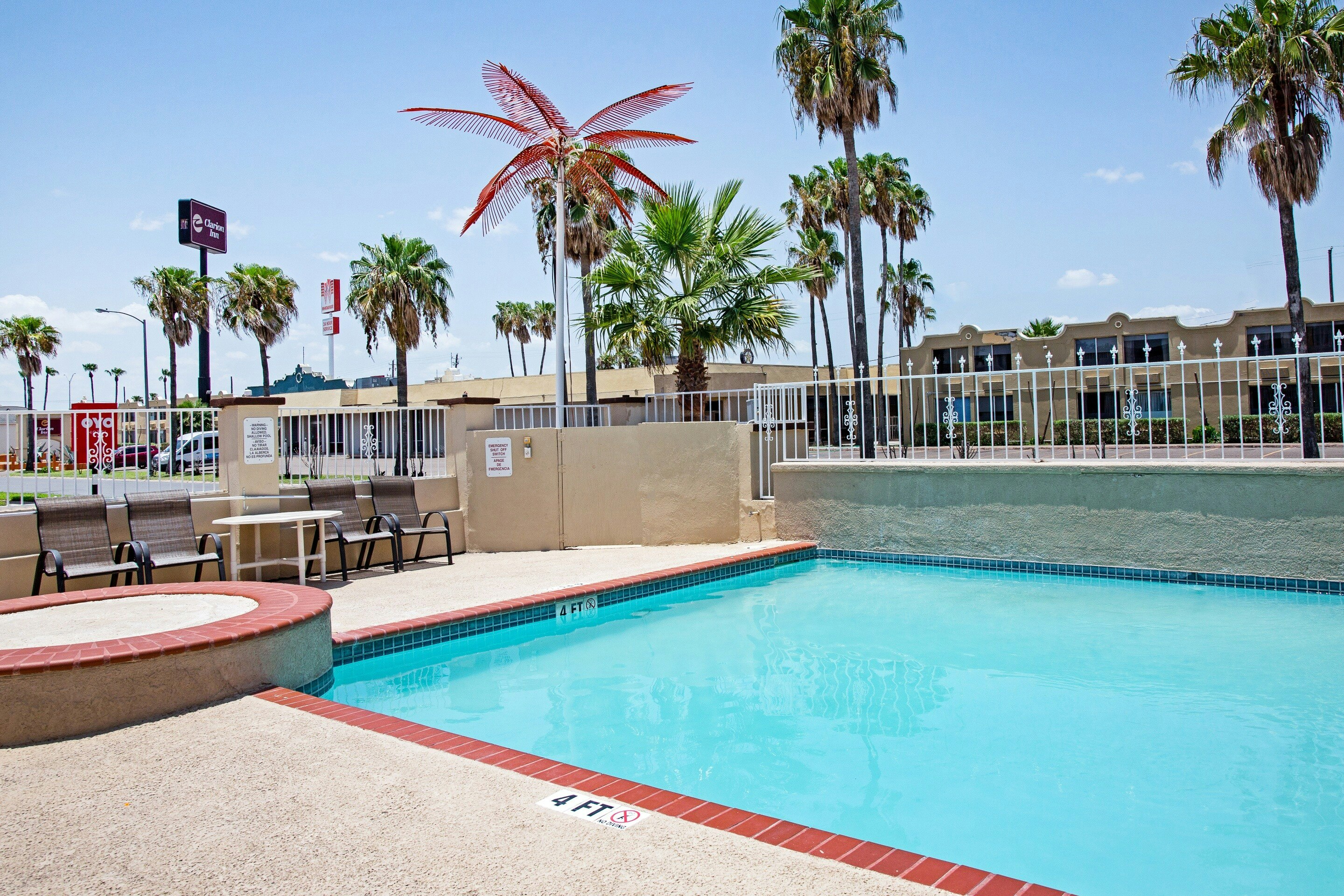 OYO Hotel McAllen Airport South 54/61